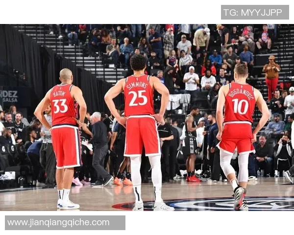 2016年NBA季后赛火箭对决快船的激烈战况与精彩瞬间回顾 2016年NBA季后赛火箭对决快船的激烈战况与精彩瞬间回顾
