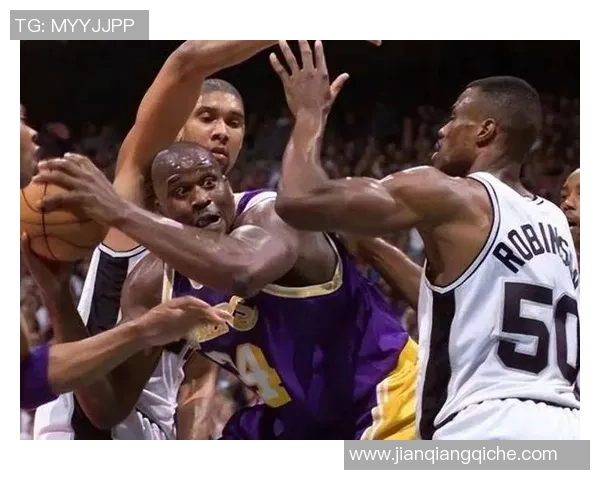 2012年湖人与马刺季后赛对决回顾：经典战役与球星表现分析