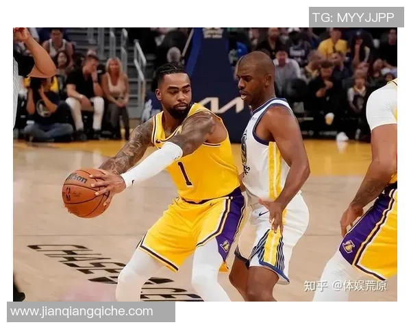 2018季前赛湖人与勇士的精彩对决回顾与分析