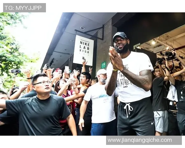 勒布朗詹姆斯:篮球场上的传奇之路与未来展望 勒布朗詹姆斯:篮球场上的传奇之路与未来展望