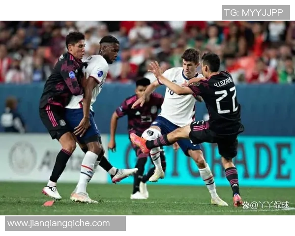 日韩足球强势对抗美国墨西哥谁能在国际赛场上笑到最后